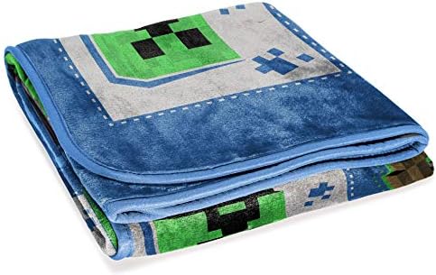Ikone Jay Franco Minecraft bacajte pokrivač - Mjere 46 x 60 inča, dječja posteljina sadrži puzač, enderman, zombi i kostur - Fade otporan