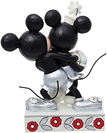 Enesco Jim Shore Disney Tradicije 100 godina čuda Minnie i Mickey Mouse zagrli figuricu, 7,25 inča, višebojan