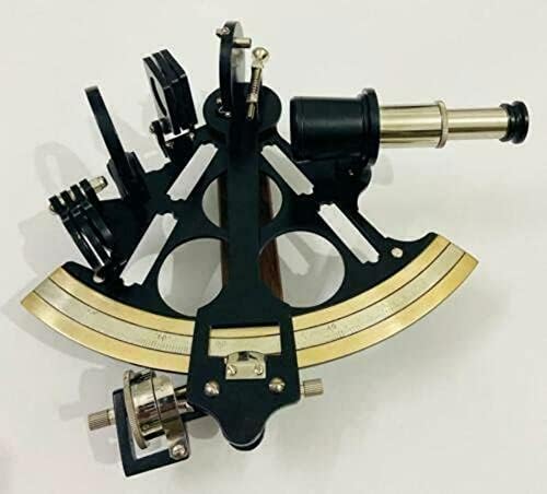 Crni starinski mesingani sekstant pomorski navigacijski instrument mjedeni sekstant od punog mjedi brodski astrolab mehanizam navigacijskog